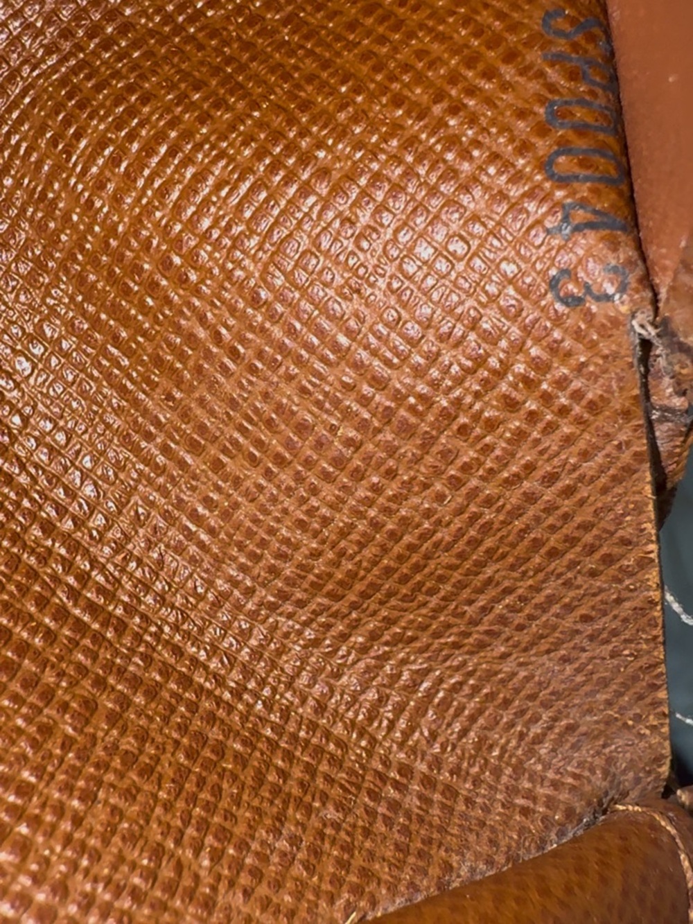 Louis Vuitton Monogram Alexandra Trifold Wallet. - Picture 14 of 15